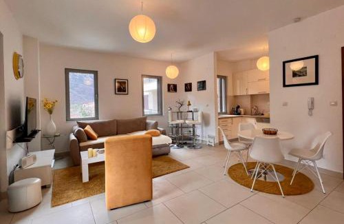 Donji Morinj Apartment | Lavender Bay Apartment C23
