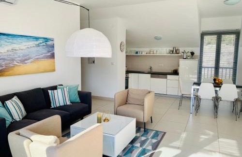 Donji Morinj Apartment | Lavender Bay Apartment C31