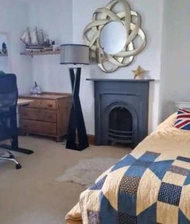 Runnymede House | Lavender Cottage