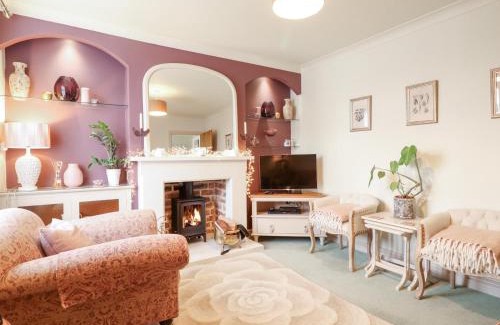Louth House | Lavender Cottage