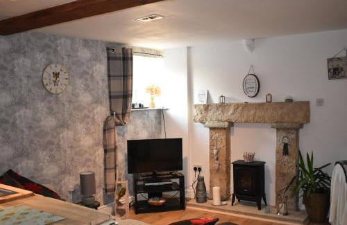 Whitby House | LAVENDER COTTAGE