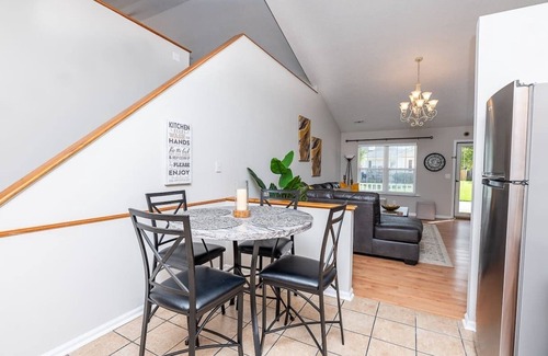 North Charleston House | Lavender Escape, Near the Airport & Restaurants