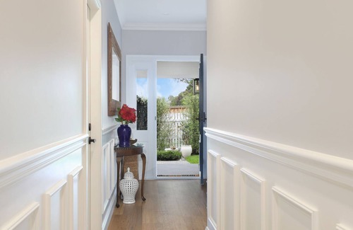 Moss Vale House | Lavender Haze – serene luxe retreat