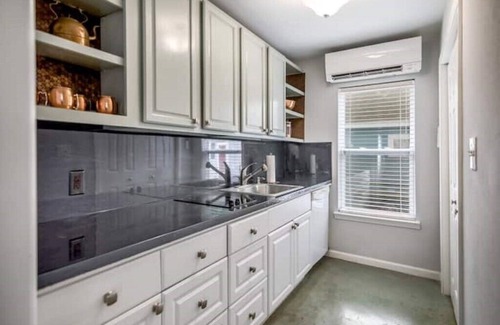 Brentwood House | Lavender House - Central Austin