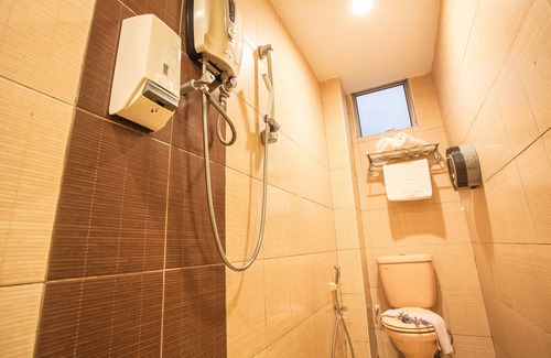 Bandar Baru Permas Jaya Hotel | Lavender Inn Permas Jaya