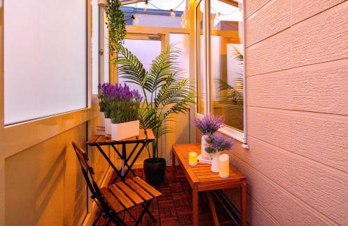 Chuo-ku Apartment | Lavender