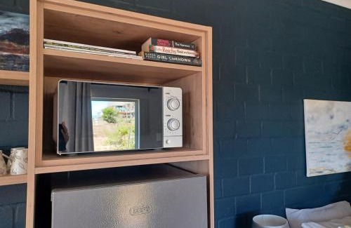 Langebaan Apartment | Lavender Lane! Studio cottage!