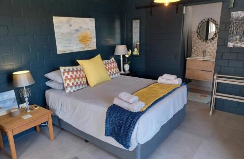Langebaan Apartment | Lavender Lane! Studio cottage!