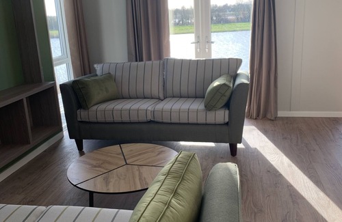 Boston Apartment | Lavender Lodge - Lake View