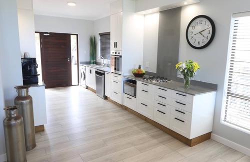 Umhlanga Bed & Breakfast | Lavender Moon Guest House