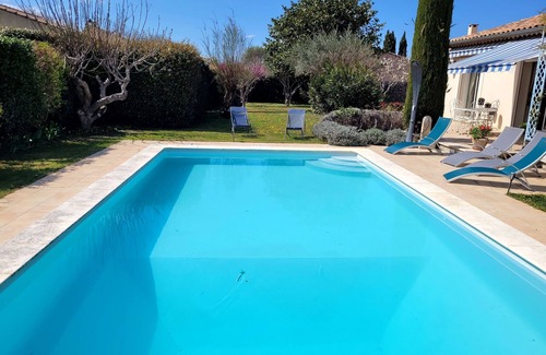 L'Isle-sur-la-Sorgue Villa | Lavender Villa ★ 300m from the heart of the town