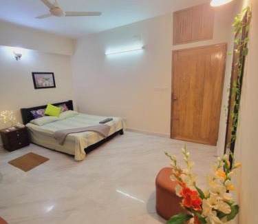 Basundhara Residential Area House | Lavish Ac Private Room Near Airport, 300 ft