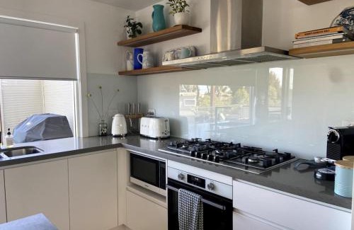 Bawley Point House | Lavish Home 4mins to the Beach Pet- Friendly House - Hosted by Canstay