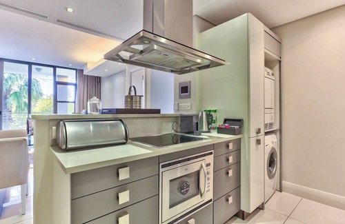 Victoria and Alfred Waterfront Apartment | Lawhill Luxury Apartments