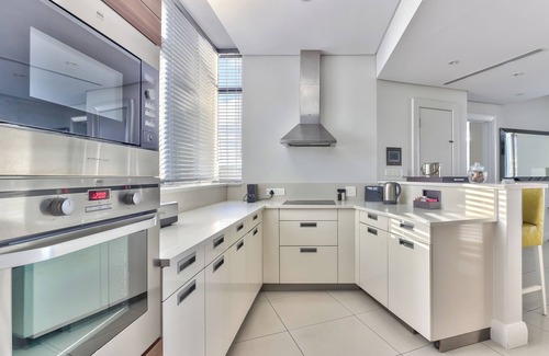 Victoria and Alfred Waterfront Apartment | Lawhill Luxury Apartments