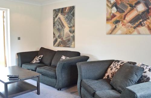 New Forest District House | Lawn Lodge