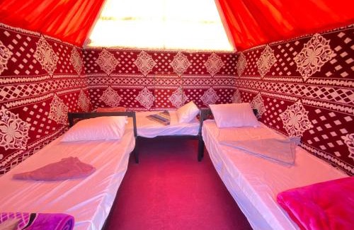 Wadi Rum Bed & Breakfast | Lawrence Spring camp & tours