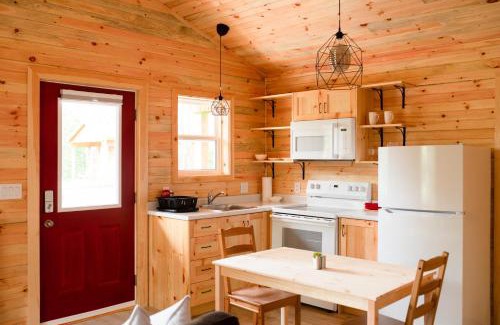 Halifax County Cabin | Lawrencetown Lodge - Nova Scotia Cottages