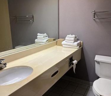 Lawrenceville Hotel | Lawrenceville Inn