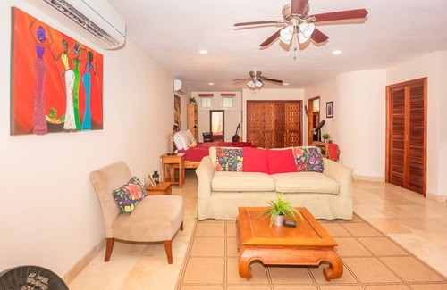Lawson Rock Condo | Lawson Rock - Yellowfish 110