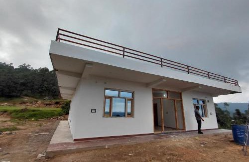 Almora House | Laxman Vila Hilltop Retreat