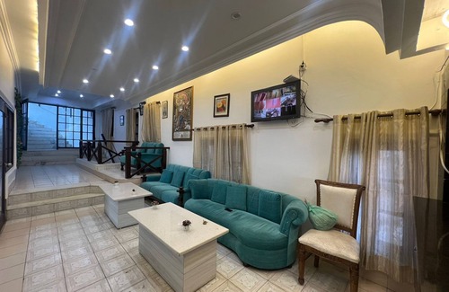 The Mall Road Hotel | Laxmi Palace