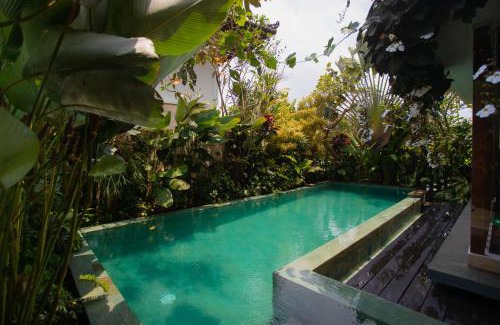 Melayang Villa | Laxmi Villa Ubud 5BR