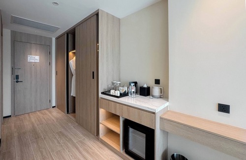 Choeng Thale Hotel | Laya Resort Phuket Island