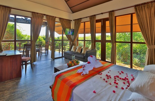 Palatupana Hotel | Laya Safari