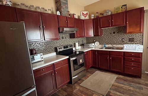 Oral House | LazE Acres Vacation Rental