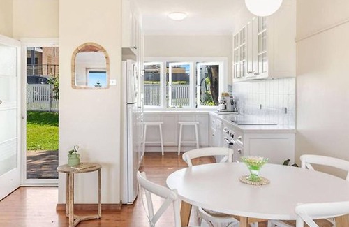 Yamba House | Laze Daze - Pet friendly and walking distance to the beach