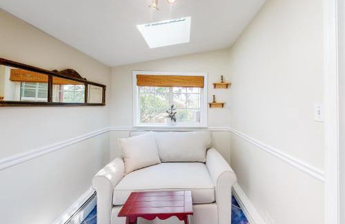 Broadmoor House | Lazy Bear Retreat