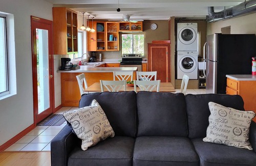 Telogia House | Lazy Days - formerly Collins Landing House
