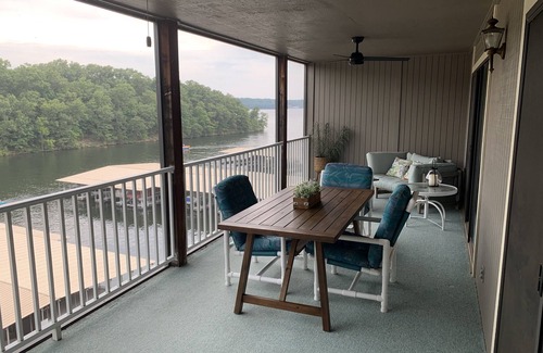 Osage Beach Condo | Lazy Days S-06 - Great for family vacation!