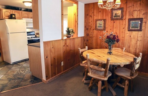 Estes Park Cabin | Lazy R Cottages: 8 2 Bedroom Cabin