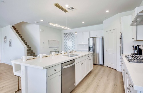 Coachella House | Lazy River, Pickleball, Gameroom, Fun in the desert!