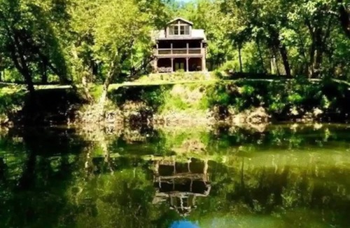 Dabolt Cabin | Lazy Turtle Campground