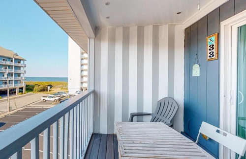 Midtown Ocean City Hotel | Lazy Whale 33
