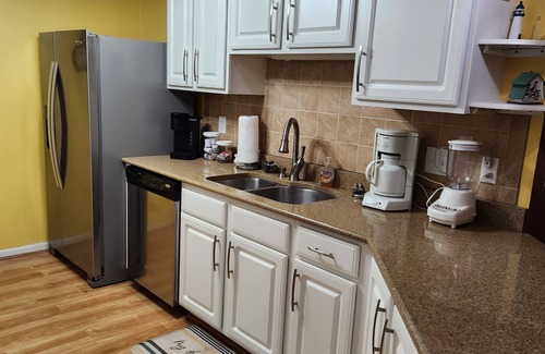 Surfside Beach Condo | Lazy Willow Condo in Myrtle Beach, with a short drive to the beach!