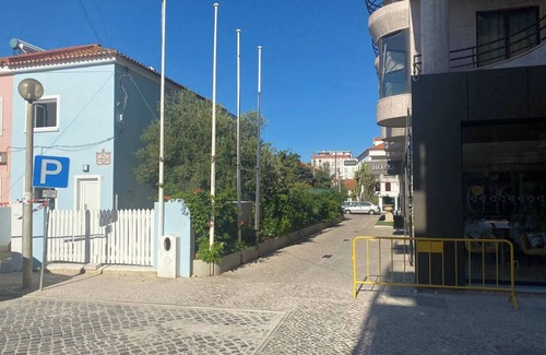 Setubal House | LazyDaze!