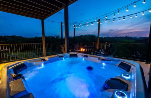 Wears Valley Villa | Lazzee River Getaway