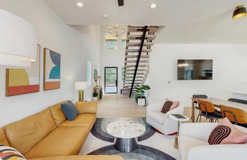 Kingsland House | LBJ Overlook