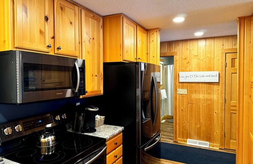 Northwoods Beach Cabin | LCO Lakefront Cabin, October available-Discounted for the Fall, Winter, & Spring