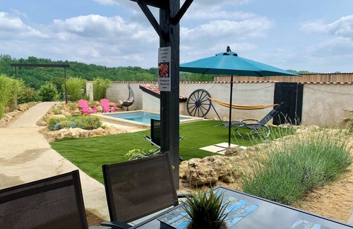 Queyssac House | Le 007 Refuge –Rural Gîte élégant private swimming pool
