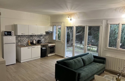 Noisy-le-Sec Apartment | Le « 12 Familial » Avec Jardin