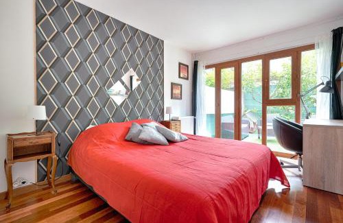 Champs Elysees Apartment | Le 44 - Appt avec jardin privé