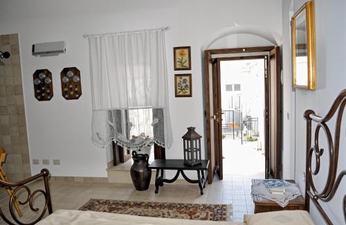 Monte Sant'Angelo Apartment | Le Antiche Mansioni 2