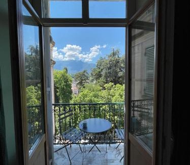 Aix-les-Bains City Center Apartment | Le Beau Site Grand Hotel - lovely heritage cocoon Aix-les-Bains central park