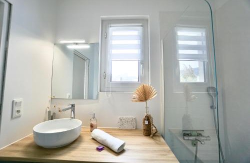 Larmor-Plage Apartment | Le Bellevue *A 2 pas de la mer * Hyper centre*