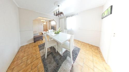 Le Blanc-Mesnil House | le blanc mesnil